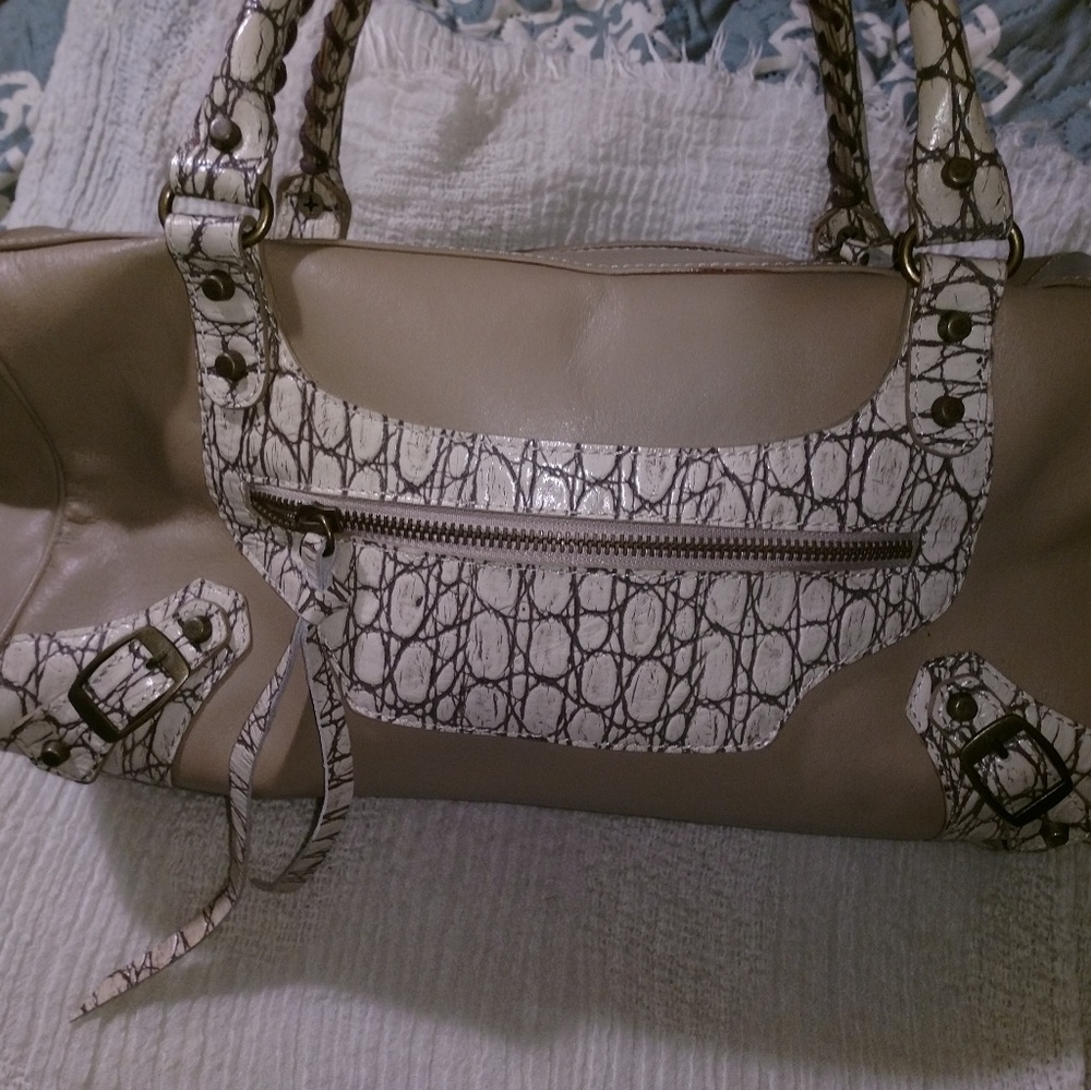 Handbag
